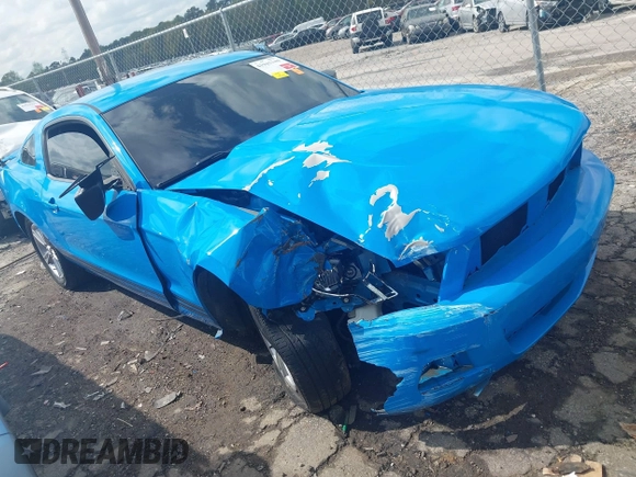 2011 Ford Mustang V6 with VIN 1ZVBP8AM7B5140537, listed as a IAAI auction lot 41941144 with 109,573 mi miles and . Bid and sale history available at carsss.com. Image 1.