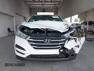 2018 Hyundai Tucson SE z VIN KM8J2CA44JU657178, wystawiony jako IAAI lot #42157871 z przebiegiem 130 715 mil mil oraz . Historia ofert i sprzedaży dostępna na DreamBid. Obrazek 12.
