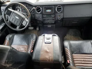 2008 Ford F-250 XL z VIN 1FTSW21R08EC42432, wystawiony jako Copart lot #47424925 z przebiegiem 314 656 mil mil oraz Szkoda całkowita • Salvage title. Historia ofert i sprzedaży dostępna na DreamBid. Obrazek 8.
