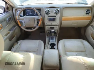 2006 Lincoln Zephyr z VIN 3LNHM26146R650487, wystawiony jako Copart lot #48963635 z przebiegiem 288 322 mil mil oraz Szkoda całkowita • Salvage title. Historia ofert i sprzedaży dostępna na DreamBid. Obrazek 8.