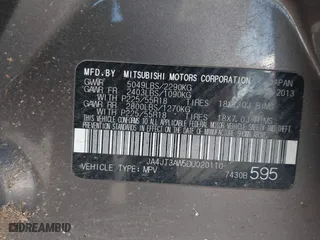 2013 Mitsubishi Outlander SE with VIN JA4JT3AW5DU020110, listed as a IAAI auction lot 41738969 with 125,246 mi miles. Bid and sale history available at carsss.com. Image 9.
