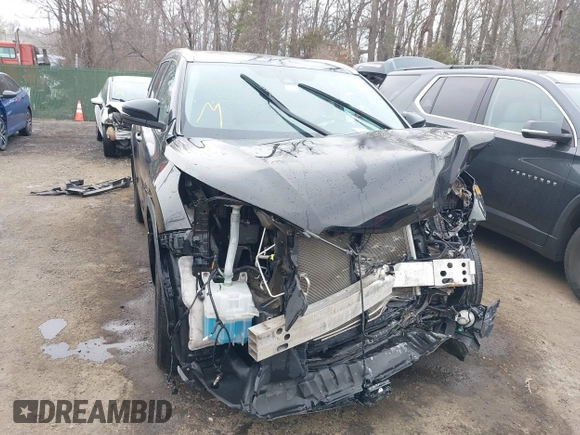 2019 Toyota Highlander SE with VIN 5TDJZRFH3KS732604, listed as a IAAI auction lot 41660910 with Not provided miles and . Bid and sale history available at DreamBid. Image 6.