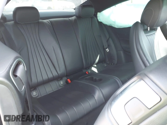 2018 Mercedes-Benz E 400 z VIN WDD1J6GBXJF013855, wystawiony jako IAAI lot #41776146 z przebiegiem 111 021 mil mil oraz . Historia ofert i sprzedaży dostępna na DreamBid. Obrazek 8.