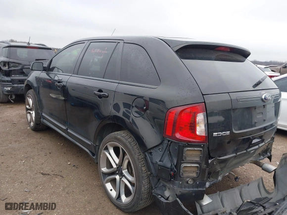 2014 Ford Edge Sport with VIN 2FMDK3AK4EBB12198, listed as a IAAI auction lot 41533294 with 200,661 mi miles. Bid and sale history available at carsss.com. Image 3.