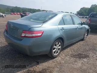 2011 Toyota Camry LE z VIN 4T1BF3EK5BU644099, wystawiony jako IAAI lot #42496119 z przebiegiem 143 958 mil mil oraz . Historia ofert i sprzedaży dostępna na DreamBid. Obrazek 4.