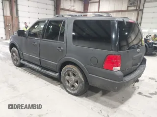 2005 Ford Expedition Limited with VIN 1FMFU20575LA66312, listed as a IAAI auction lot 41738622 with 186,212 mi miles. Bid and sale history available at carsss.com. Image 3.