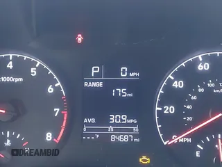2021 Hyundai Accent SE z VIN 3KPC24A66ME130508, wystawiony jako IAAI lot #42269208 z przebiegiem 84 687 mil mil oraz . Historia ofert i sprzedaży dostępna na DreamBid. Obrazek 15.