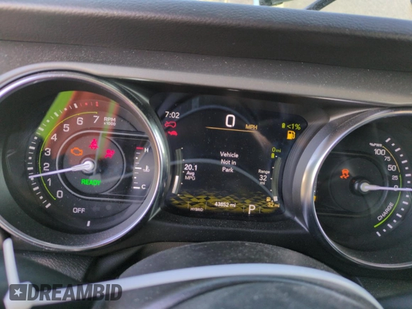 2022 Jeep Wrangler Unlimited Rubicon with VIN 1C4JJXR62NW169992, listed as a Copart auction lot 42417805 with 43,852 mi miles and Salvage title. Bid and sale history available at DreamBid. Image 9.