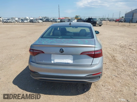 2024 Volkswagen Jetta S with VIN 3VW5M7BU8RM081548, listed as a IAAI auction lot 42703138 with 31,686 mi miles and . Bid and sale history available at DreamBid. Image 16.