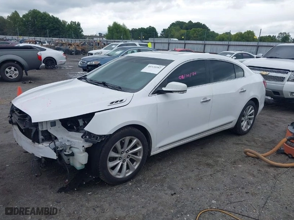 2016 Buick LaCrosse Leather with VIN 1G4GB5G31GF138865, listed as a IAAI auction lot 40330582 with 138,382 mi miles. Bid and sale history available at carsss.com. Image 2.