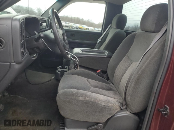 2003 Chevrolet Silverado 1500 LS with VIN 1GCEK14V33Z126249, listed as a Copart auction lot 84754524 with 105,267 mi miles and Salvage Title. Bid and sale history available at DreamBid. Image 7.