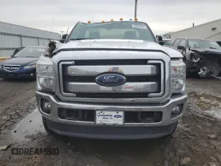 2016 Ford F-250 XLT z VIN 1FTBF2B66GEC39943, wystawiony jako Copart lot #46064225 z przebiegiem 104 959 mil mil oraz Szkoda całkowita • Salvage title. Historia ofert i sprzedaży dostępna na DreamBid. Obrazek 5.