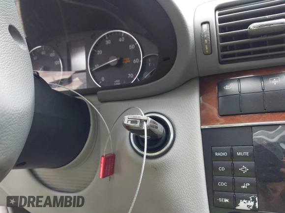 2007 Mercedes-Benz C 280 Luxury with VIN WDBRF92H07F876411, listed as a IAAI auction lot 41942611 with 250,976 mi miles and . Bid and sale history available at DreamBid. Image 11.