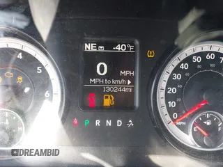 2014 Ram 1500 Express z VIN 1C6RR6KT8ES336361, wystawiony jako IAAI lot #41390683 z przebiegiem 130 244 mil mil oraz . Historia ofert i sprzedaży dostępna na DreamBid. Obrazek 16.