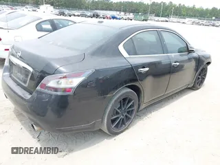 2014 Nissan Maxima SV z VIN 1N4AA5AP1EC468714, wystawiony jako IAAI lot #42202660 z przebiegiem 176 703 mil mil oraz . Historia ofert i sprzedaży dostępna na DreamBid. Obrazek 4.