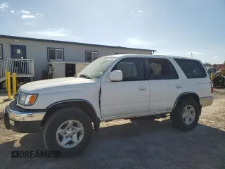 2000 Toyota 4Runner SR5 z VIN JT3GN86R7Y0160297, wystawiony jako Copart lot #52241905 z przebiegiem 184 439 mil mil oraz Szkoda całkowita • Salvage title. Historia ofert i sprzedaży dostępna na DreamBid. Obrazek 1.
