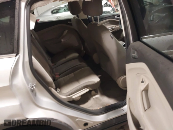 2013 Ford Escape SE with VIN 1FMCU9GX7DUB89197, listed as a IAAI auction lot 42311546 with 131,263 mi miles and . Bid and sale history available at DreamBid. Image 8.