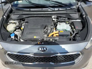 2017 Kia Niro Touring Launch Edition with VIN KNDCC3LC2H5037562, listed as a Copart auction lot 60726424 with 148,023 mi miles and Clean Title. Bid and sale history available at carsss.com. Image 11.