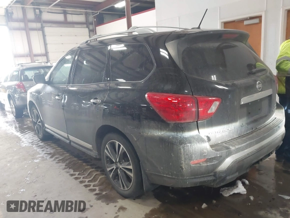 2017 Nissan Pathfinder SV z VIN 5N1DR2MMXHC636690, wystawiony jako IAAI lot #41424828 z przebiegiem 114 994 mil mil oraz . Historia ofert i sprzedaży dostępna na DreamBid. Obrazek 3.