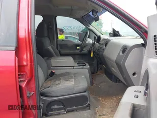 2007 Ford F-150 XLT z VIN 1FTRW14W97FA22564, wystawiony jako IAAI lot #42255757 z przebiegiem 344 371 mil mil oraz . Historia ofert i sprzedaży dostępna na DreamBid. Obrazek 5.