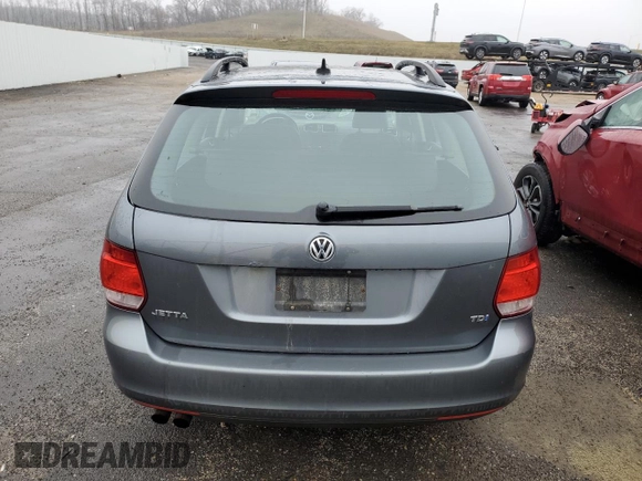 2013 Volkswagen Jetta SportWagen TDI w/Sunroof with VIN 3VWML7AJ0DM636068, listed as a Copart auction lot 84942624 with 99,636 mi miles and Clean Title. Bid and sale history available at carsss.com. Image 6.