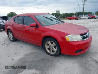2012 Dodge Avenger SXT z VIN 1C3CDZCBXCN157128, wystawiony jako IAAI lot #42409521 z przebiegiem 127 481 mil mil oraz . Historia ofert i sprzedaży dostępna na DreamBid. Obrazek 1.