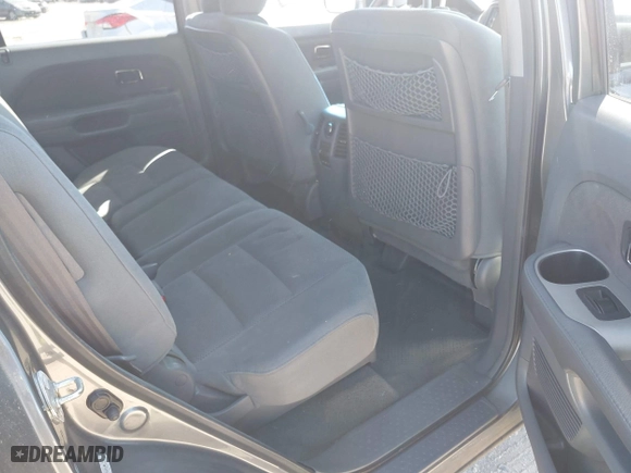 2008 Honda Pilot SE with VIN 5FNYF18358B021221, listed as a IAAI auction lot 41773745 with 169,160 mi miles. Bid and sale history available at carsss.com. Image 8.