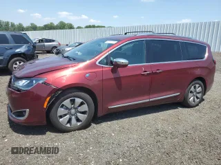 2020 Chrysler Pacifica Hybrid Limited z VIN 2C4RC1N77LR135237, wystawiony jako Copart lot #62180075 z przebiegiem 56 754 mil mil oraz Szkoda całkowita • Salvage title. Historia ofert i sprzedaży dostępna na DreamBid. Obrazek 1.