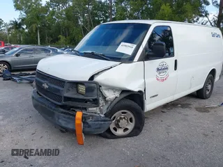 2006 Chevrolet Express Cargo Van with VIN 1GCGG25V161167660, listed as a IAAI auction lot 41902910 with 294,970 mi miles. Bid and sale history available at carsss.com. Image 12.