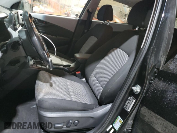 2020 Hyundai Kona SEL Plus with VIN KM8K62AA8LU417501, listed as a Copart auction lot 86160034 with 52,606 mi miles and Salvage Title. Bid and sale history available at carsss.com. Image 7.