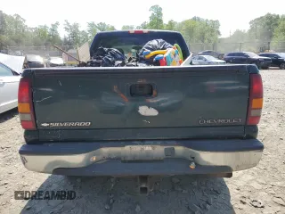 2001 Chevrolet Silverado 1500HD LS z VIN 1GCGC13U31F192944, wystawiony jako Copart lot #55082495 z przebiegiem 248 988 mil mil oraz Szkoda całkowita • Salvage title. Historia ofert i sprzedaży dostępna na DreamBid. Obrazek 6.