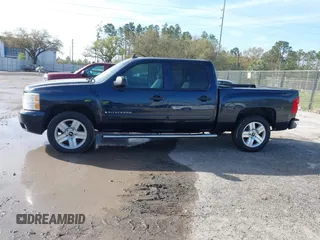 2008 Chevrolet Silverado 1500 1LT with VIN 3GCEC13048G242263, listed as a IAAI auction lot 41720753 with 125,619 mi miles and . Bid and sale history available at DreamBid. Image 14.