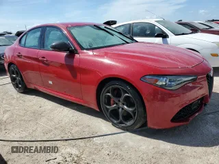 2019 Alfa Romeo Giulia Sport with VIN ZARFAMAN2K7605257, listed as a Copart auction lot 75080484 with 0 mi miles and Non Repairable. Bid and sale history available at carsss.com. Image 4.