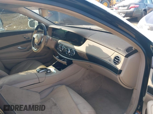 2015 Mercedes-Benz S-Class S 550 with VIN WDDUG8CB5FA190072, listed as a IAAI auction lot 40954549 with 94,609 mi miles. Bid and sale history available at carsss.com. Image 5.
