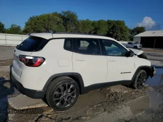 2021 Jeep Compass 80th Anniversary with VIN 3C4NJCEB3MT550073, listed as a Copart auction lot 72429184 with 29,690 mi miles and Salvage Title. Bid and sale history available at carsss.com. Image 3.