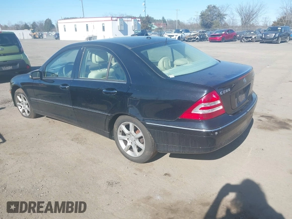 2007 Mercedes-Benz C 280 Luxury with VIN WDBRF92H87F909607, listed as a IAAI auction lot 41808604 with 235,520 mi miles and . Bid and sale history available at DreamBid. Image 3.