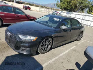 2021 Audi A8 with VIN WAU8EAF88MN015214, listed as a Copart auction lot 40600294 with 6,714 mi miles. Bid and sale history available at carsss.com. Image 1.