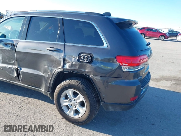 2017 Jeep Grand Cherokee Altitude z VIN 1C4RJFAG7HC890347, wystawiony jako IAAI lot #42315887 z przebiegiem 98 064 mil mil oraz . Historia ofert i sprzedaży dostępna na DreamBid. Obrazek 18.