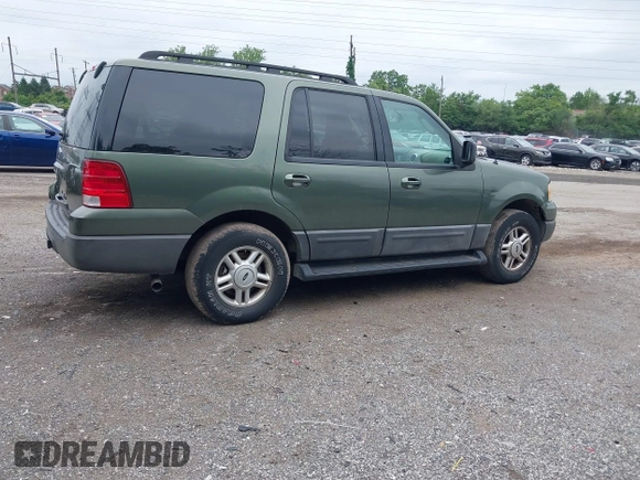 2005 Ford Expedition Special Service с VIN 1FMPU16575LB01825, выставлен на аукционе IAAI как лот 42335134 с пробегом 130 788 миль миль и . История ставок и продаж доступна на DreamBid. Изображение 4.