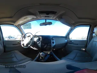 2012 Ford Expedition Limited с VIN 1FMJU2A54CEF54983, выставлен на аукционе IAAI как лот 41634529 с пробегом 187 766 миль миль и . История ставок и продаж доступна на DreamBid. Изображение 18.