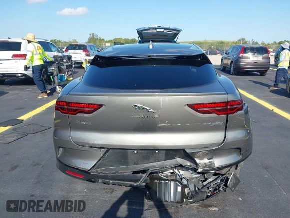 2020 Jaguar I-Pace HSE с VIN SADHD2S13L1F84022, выставлен на аукционе IAAI как лот 42212391 с пробегом 18 018 миль миль и . История ставок и продаж доступна на DreamBid. Изображение 16.