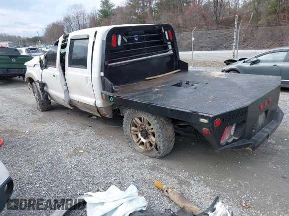 2011 Ford Super Duty F-250 SRW XL with VIN 1FT7W2BT9BEB98633, listed as a IAAI auction lot 41146608 with 209,089 mi miles. Bid and sale history available at carsss.com. Image 3.