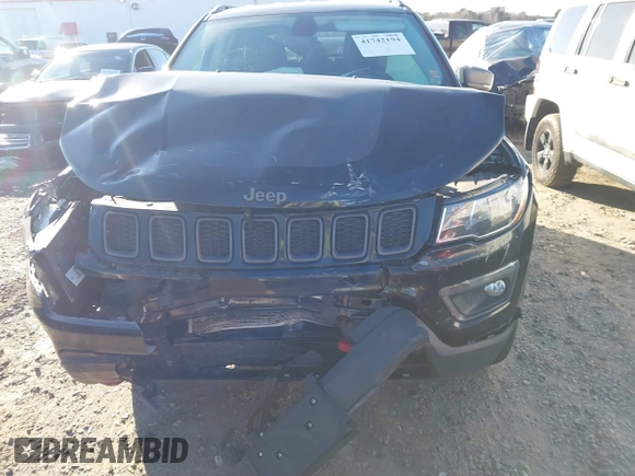 2020 Jeep Compass Trailhawk with VIN 3C4NJDDB4LT220965, listed as a IAAI auction lot 41742194 with 121,704 mi miles and . Bid and sale history available at carsss.com. Image 12.