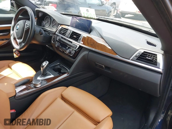 2018 BMW 3 Series 330i xDrive with VIN WBA8Z9C54JG828207, listed as a IAAI auction lot 42000931 with 73,736 mi miles. Bid and sale history available at carsss.com. Image 5.