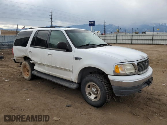 2000 Ford Expedition XLT with VIN 1FMRU1660YLB29813, listed as a Copart auction lot 44729765 with 258,224 mi miles and Salvage Title. Bid and sale history available at DreamBid. Image 4.