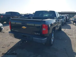 2011 Chevrolet Silverado 1500 LT with VIN 1GCRCSE00BZ327726, listed as a IAAI auction lot 41713327 with 228,435 mi miles. Bid and sale history available at carsss.com. Image 4.