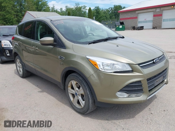 2013 Ford Escape SE z VIN 1FMCU9G92DUB27580, wystawiony jako IAAI lot #42626479 z przebiegiem 67 891 mil mil oraz . Historia ofert i sprzedaży dostępna na DreamBid. Obrazek 1.