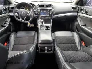 2016 Nissan Maxima SV z VIN 1N4AA6AP9GC425053, wystawiony jako Copart lot #53731935 z przebiegiem 70 998 mil mil oraz Szkoda całkowita • Salvage title. Historia ofert i sprzedaży dostępna na DreamBid. Obrazek 8.