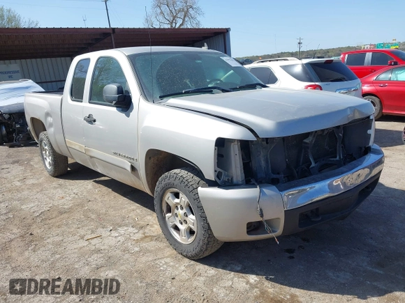 2007 Chevrolet Silverado 1500 LT w/2LT with VIN 2GCEC19J871599355, listed as a IAAI auction lot 41992581 with 261,925 mi miles. Bid and sale history available at carsss.com. Image 1.