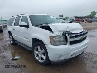 2008 Chevrolet Suburban 2LT с VIN 3GNFC16038G200142, выставлен на аукционе IAAI как лот 42174897 с пробегом 84 318 миль миль и . История ставок и продаж доступна на DreamBid. Изображение 1.